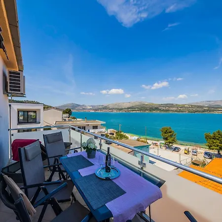 Πανσιόν Raos In Trogir - Mittel-dalmatien 3*