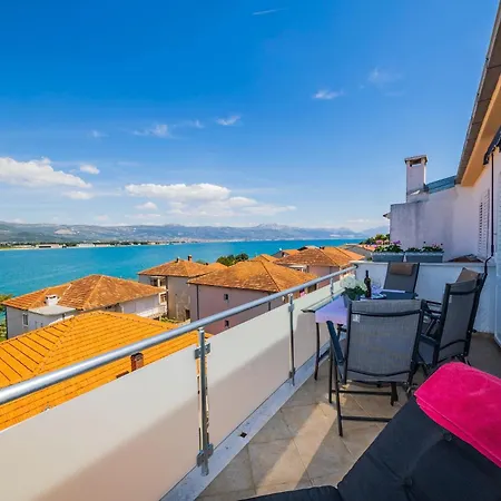 Casa de hóspedes Raos In Trogir - Mittel-dalmatien