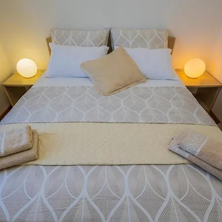 Raos In Trogir - Mittel-dalmatien 3* Mastrinka