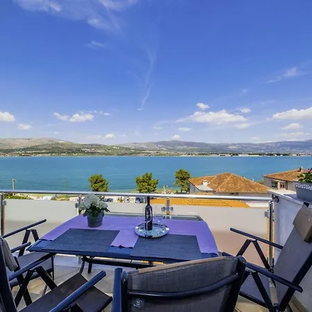 Raos In Trogir - Mittel-dalmatien Pensión